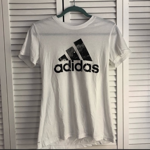 Women’s Athletic Ts - Picture 6 of 8